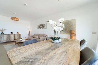 2104-353711-14d4e763c151089fe37f379b2f9be1ace