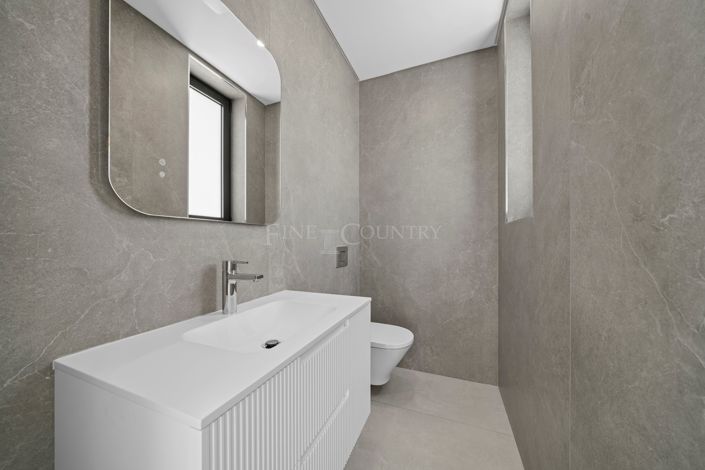 Image No.30-4 Bed Villa for sale