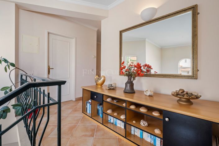 Image No.19-5 Bed Villa for sale