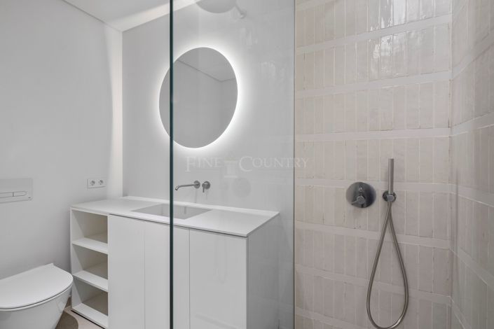 Image No.26-3 Bed Apartment for sale