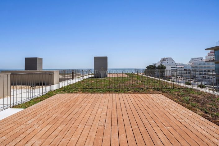 Image No.27-3 Bed Apartment for sale