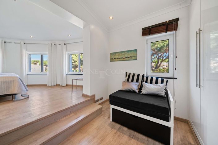 Image No.46-4 Bed Villa for sale