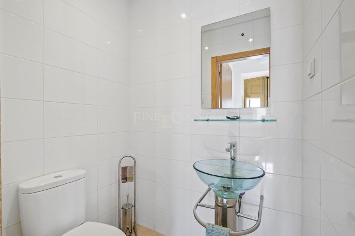 Image No.57-6 Bed Townhouse for sale