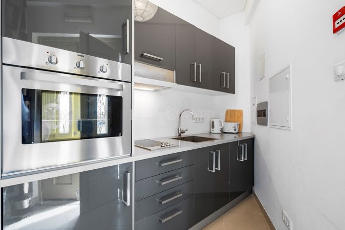 Image No.60-6 Bed Townhouse for sale