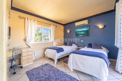 2104-234821-b952a8cbdbc2fd66601ce91bb265b9cce