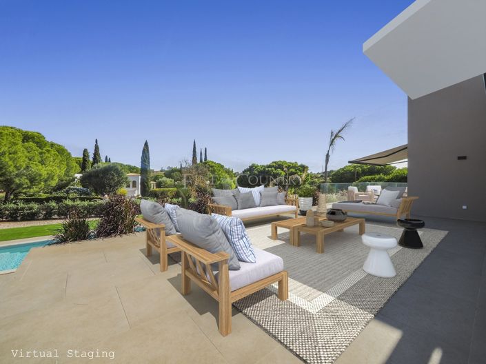 Image No.40-4 Bed Villa for sale