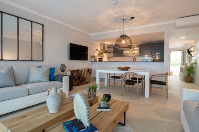 2104-339957-b952a8cbdbc2fd66601ce91bb265b9cce