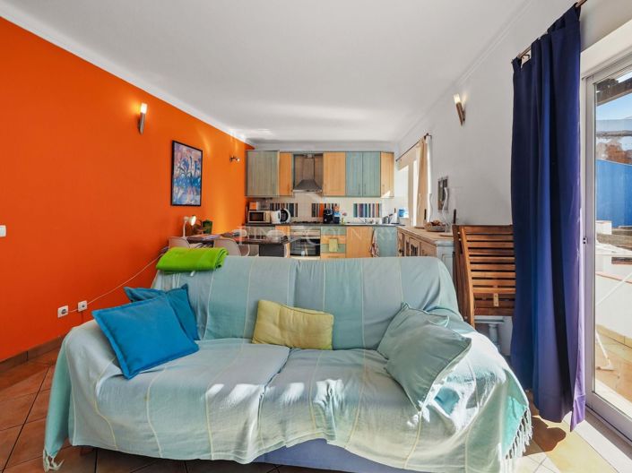 Image No.38-2 Bed Townhouse for sale