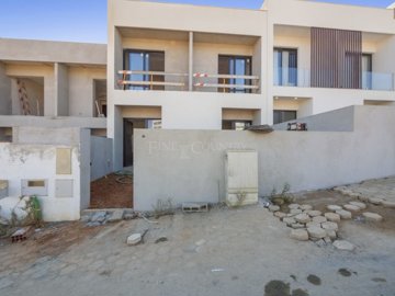 2104-359230-b952a8cbdbc2fd66601ce91bb265b9cce