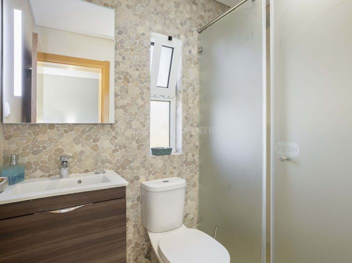 Image No.24-6 Bed Villa for sale