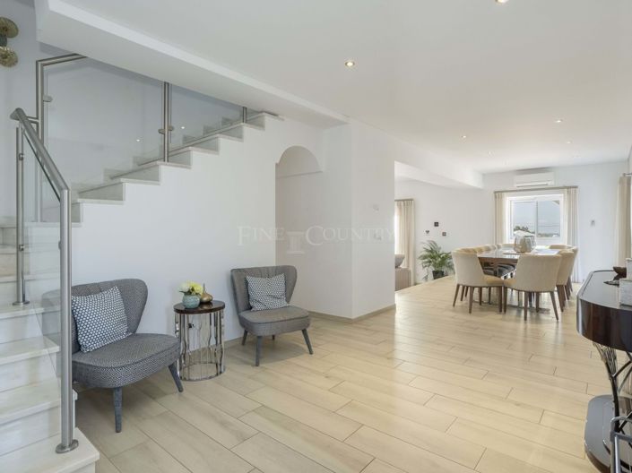 Image No.7-6 Bed Villa for sale