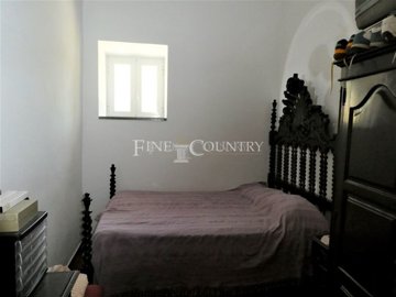 2104-144422-b952a8cbdbc2fd66601ce91bb265b9cce