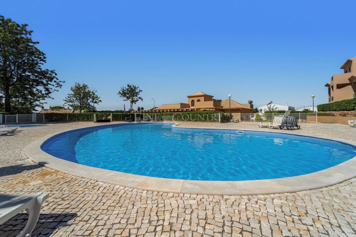 Image No.21-2 Bed Townhouse for sale