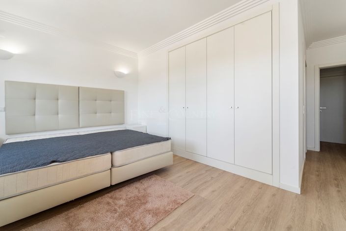 Image No.6-2 Bed Townhouse for sale