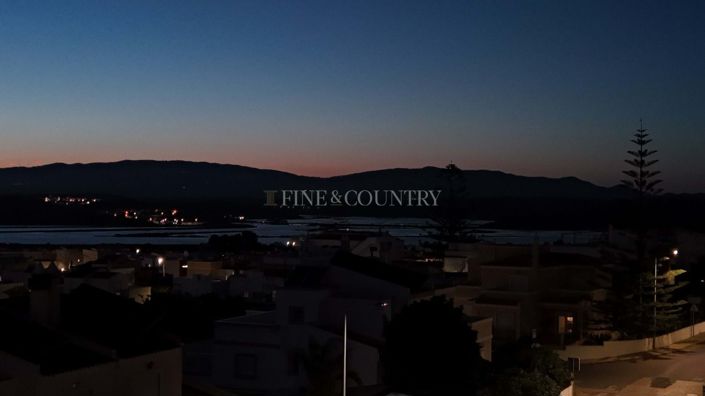 Image No.26-2 Bed Apartment for sale