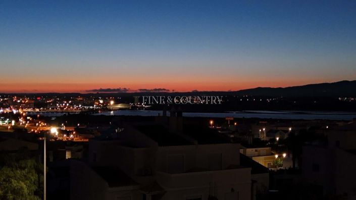 Image No.28-2 Bed Apartment for sale