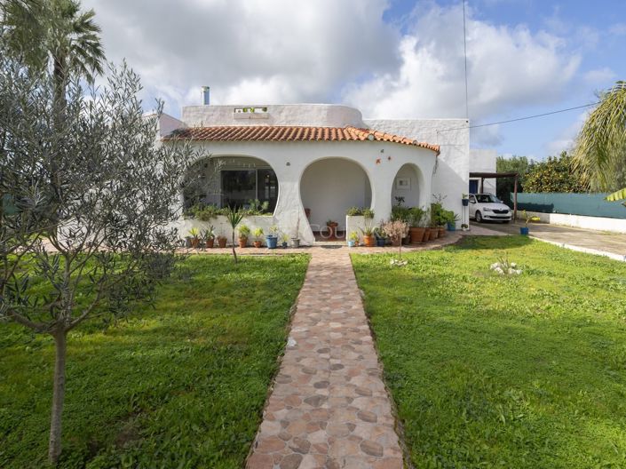 Image No.6-3 Bed Villa for sale