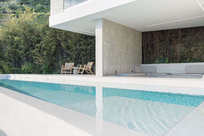 Image No.7-3 Bed Property for sale