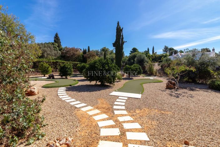 Image No.32-3 Bed Property for sale