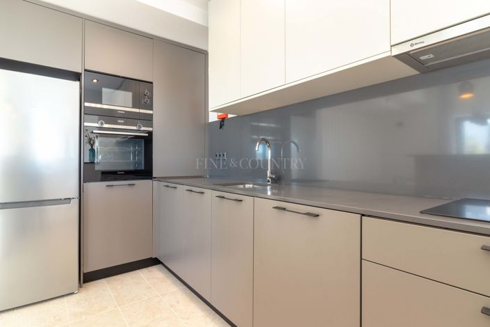 Image No.6-3 Bed Property for sale