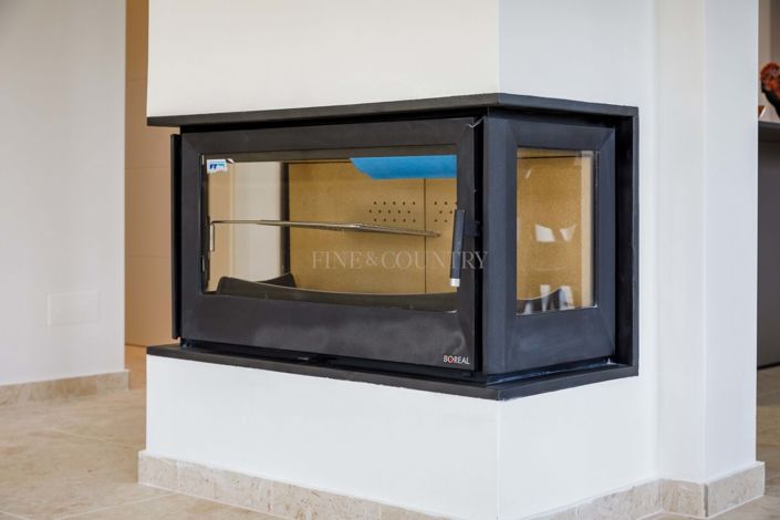 Image No.21-5 Bed Property for sale