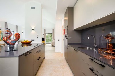 2104-126959-14d4e763c151089fe37f379b2f9be1ace