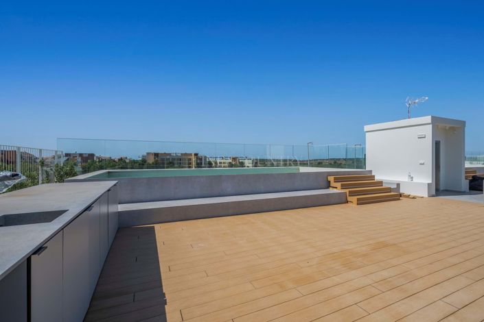 Image No.29-3 Bed Apartment for sale