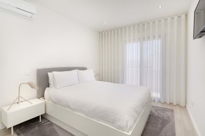 2104-296756-14d4e763c151089fe37f379b2f9be1ace