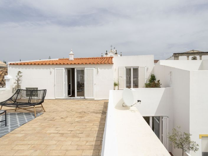 Image No.22-3 Bed Townhouse for sale