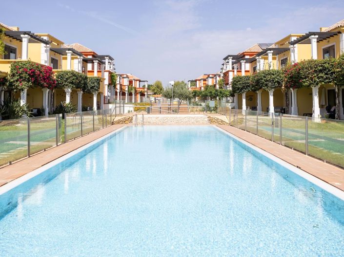 Image No.30-3 Bed Semi-Detached for sale