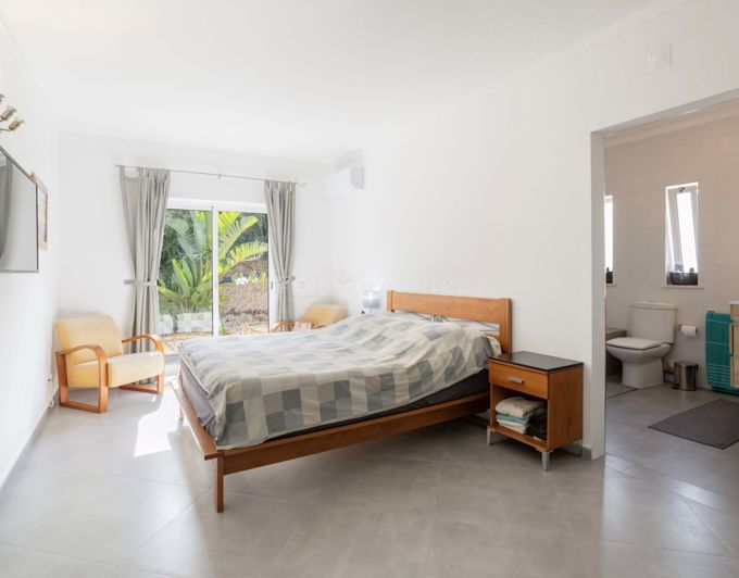 Image No.13-4 Bed Villa for sale