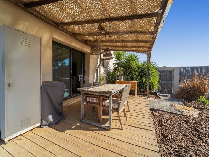 Image No.21-3 Bed Villa for sale