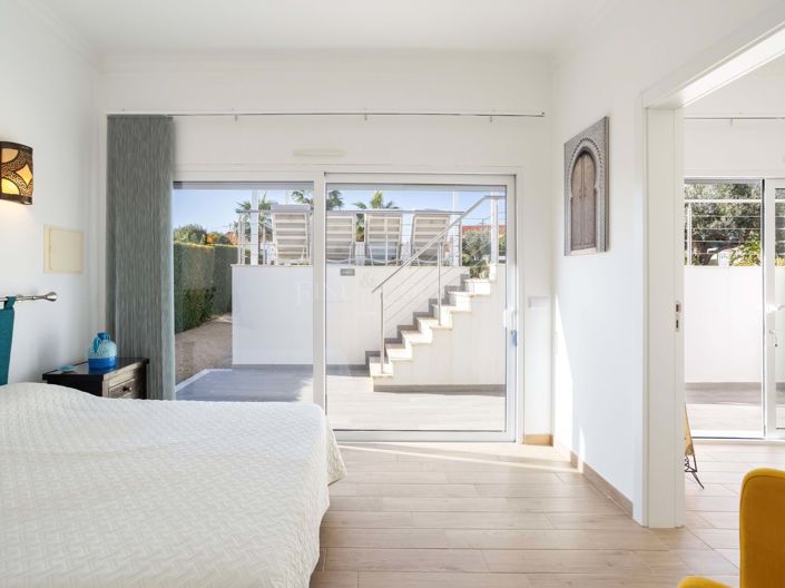 Image No.22-3 Bed Villa for sale