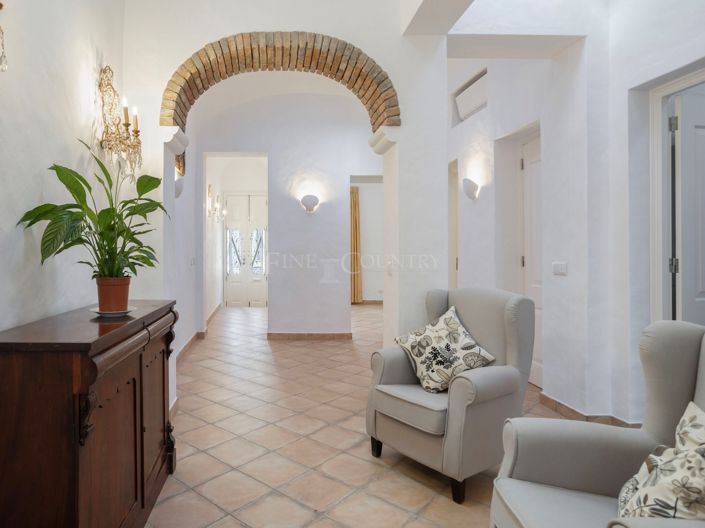 Image No.13-1 Bed Townhouse for sale