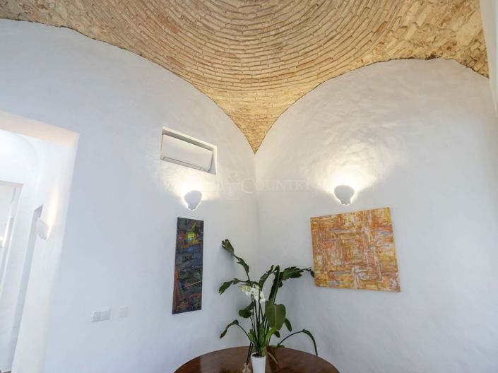 Image No.22-1 Bed Townhouse for sale