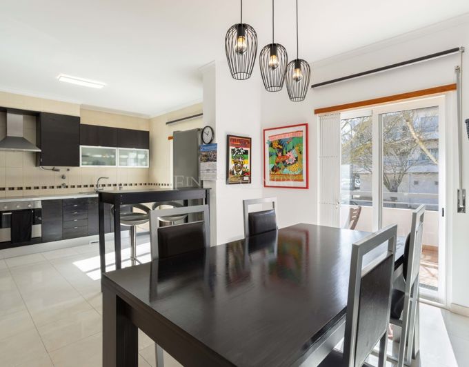 Image No.3-3 Bed Townhouse for sale