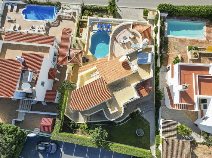 Image No.3-4 Bed Property for sale