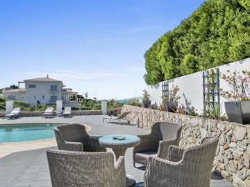 2104-341605-14d4e763c151089fe37f379b2f9be1ace