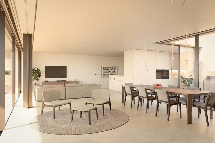 Image No.12-4 Bed Property for sale