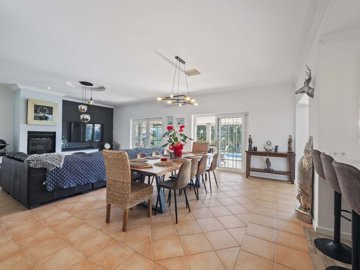 2104-345742-14d4e763c151089fe37f379b2f9be1ace