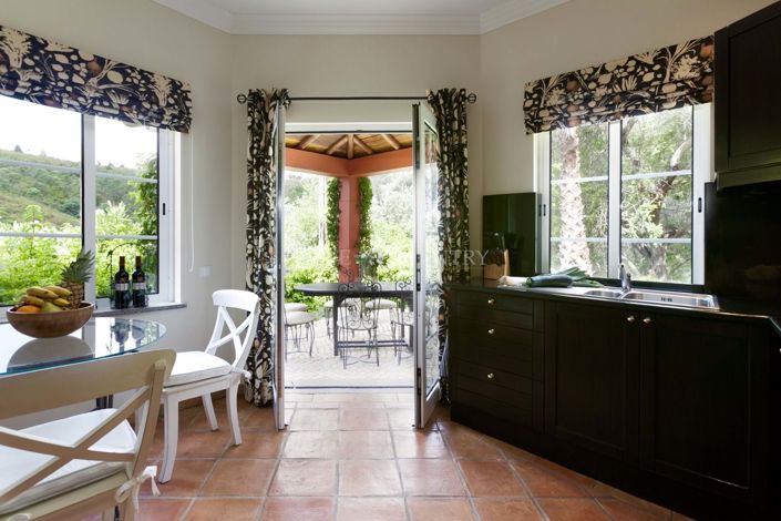 Image No.2-7 Bed Villa for sale