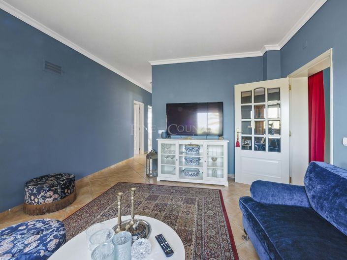 Image No.7-5 Bed Property for sale