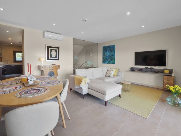 Image No.3-2 Bed Townhouse for sale