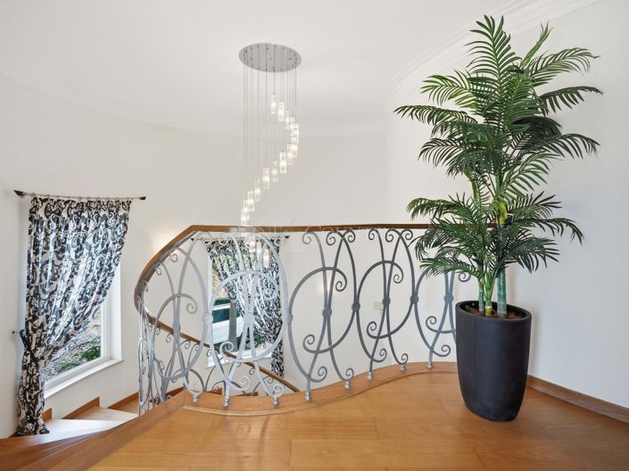 Image No.39-4 Bed Property for sale