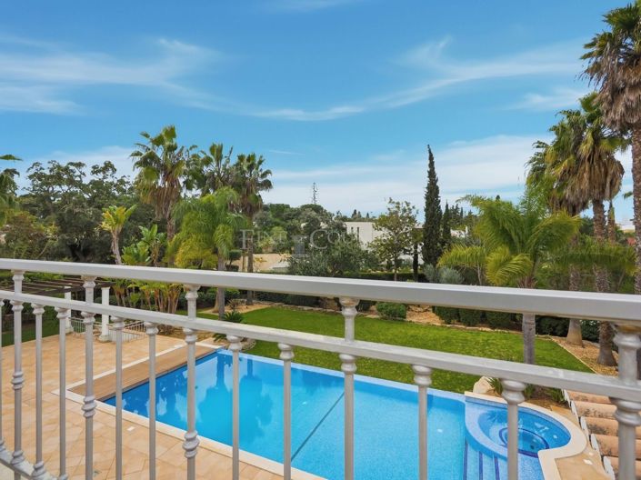 Image No.47-4 Bed Property for sale