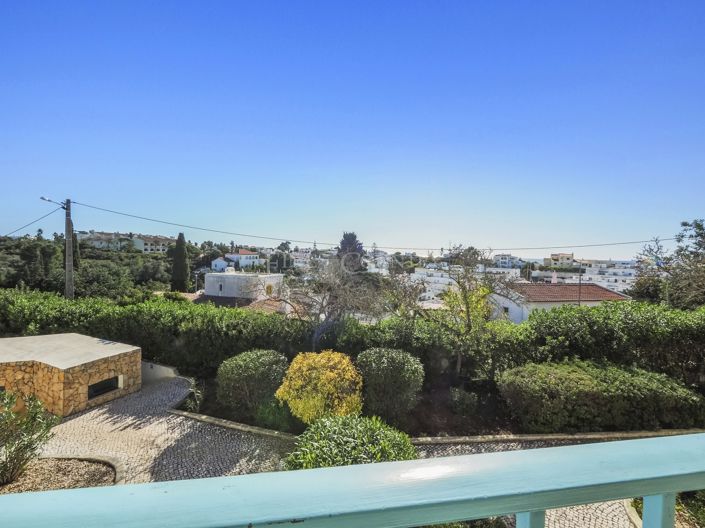 Image No.19-2 Bed Apartment for sale