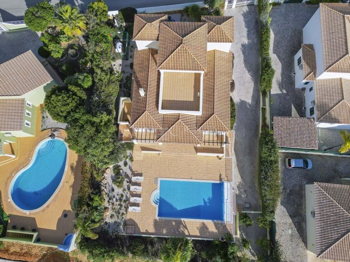 Image No.28-4 Bed Property for sale