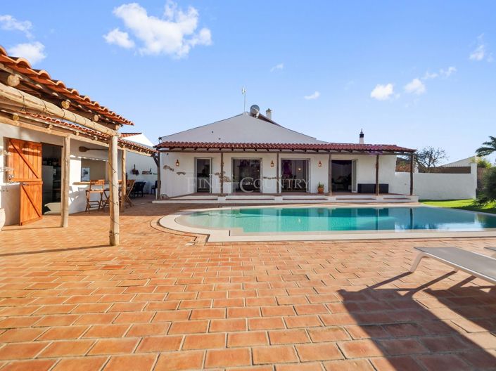 Image No.33-4 Bed Property for sale