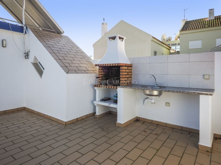 Image No.27-3 Bed Townhouse for sale