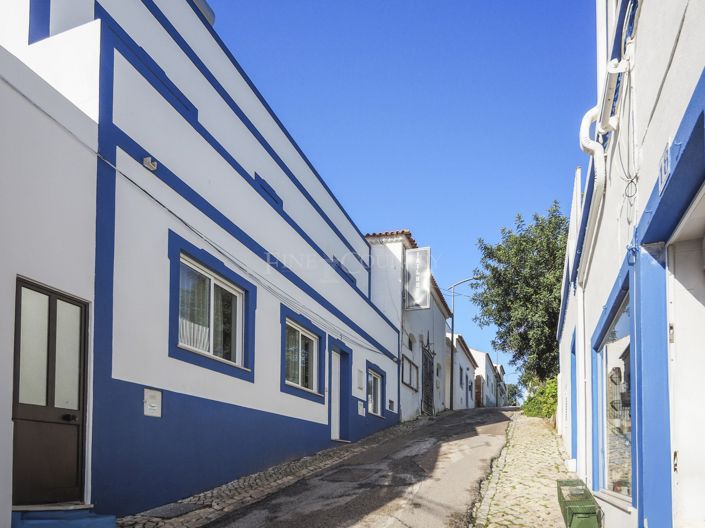 Image No.32-3 Bed Townhouse for sale